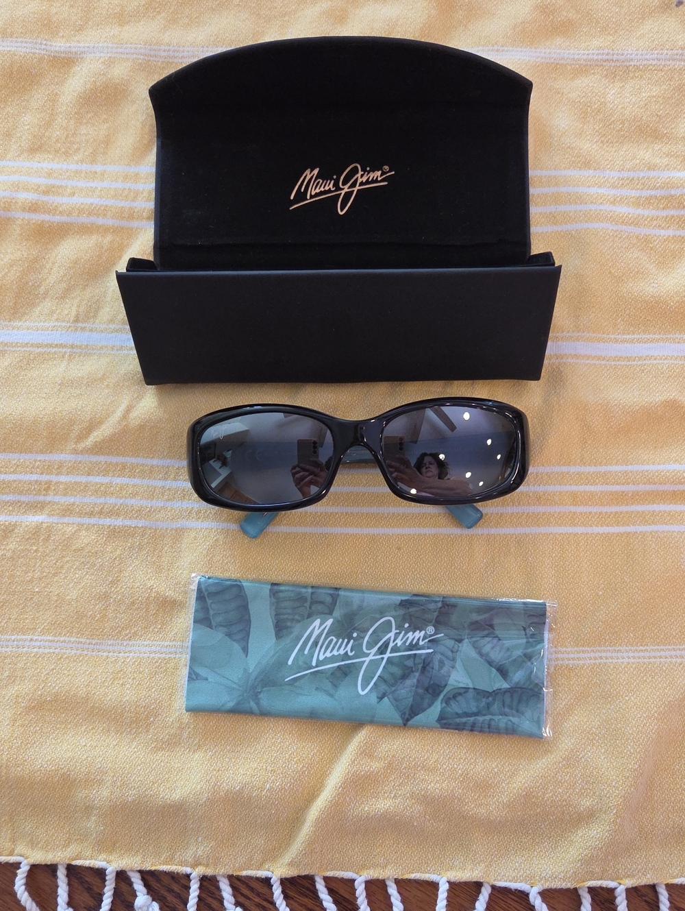 Maui Jim Punchbowl MJ 219-03 Polarized Sunglasses Black Blue Gray 54 17 135
